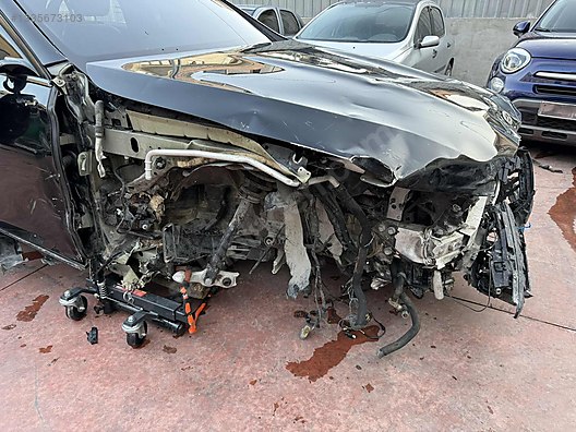 2021 Mercedes-Benz E 300de AMG 4Matic — Kazalı — 4