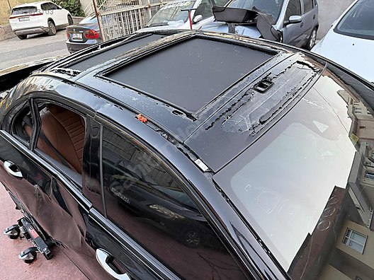2021 Mercedes-Benz E 300de AMG 4Matic — Kazalı — 7
