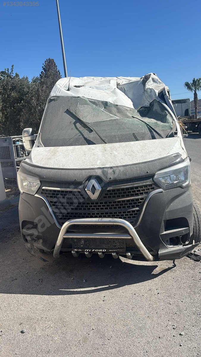 2021 Renault Master — Kazalı